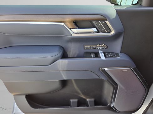New 2026 Chevrolet Silverado 1500 High Country image 25