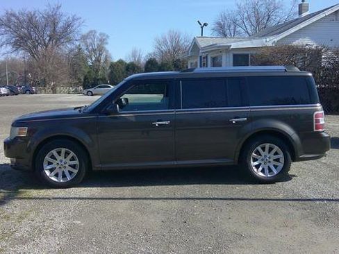 Used 2011 Ford Flex SEL w/ Rapid Spec Order Code image 11
