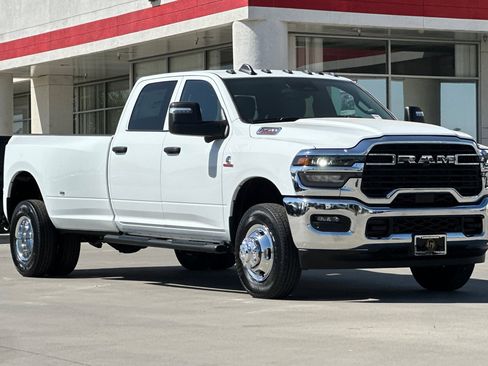 New 2026 RAM 3500 Tradesman image 9