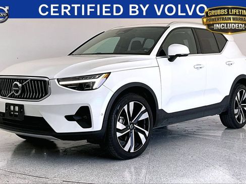Certified 2024 Volvo XC40 B5 Ultimate w/ Protection Package Premier AWD/4WD image 15