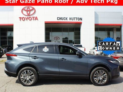 Used 2021 Toyota Venza Limited image 1