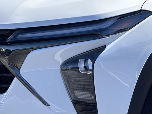 Certified 2024 Chevrolet Trax RS w/ Sunroof Package image 6