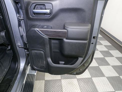 Used 2019 Chevrolet Silverado 1500 LTZ AWD/4WD image 20