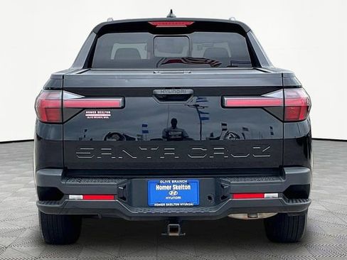 Used 2024 Hyundai Santa Cruz SEL w/ Activity Package FWD image 4