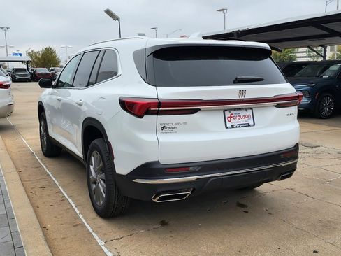 New 2026 Buick Enclave Preferred image 6