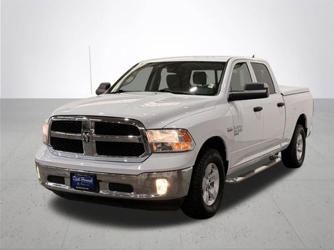 Used 2022 RAM 1500 Classic SLT w/ Electronics Group image 2