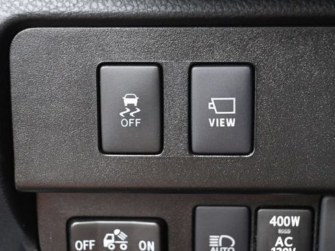 Certified 2022 Toyota Tacoma Limited AWD/4WD image 14