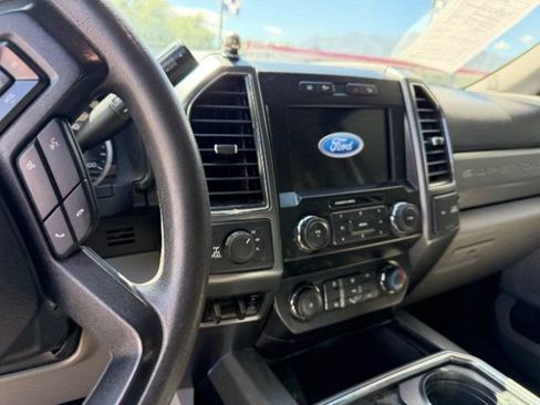 Used 2021 Ford F250 XLT w/ FX4 Off-Road Package AWD/4WD image 26