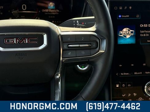 Used 2025 GMC Terrain Elevation image 26