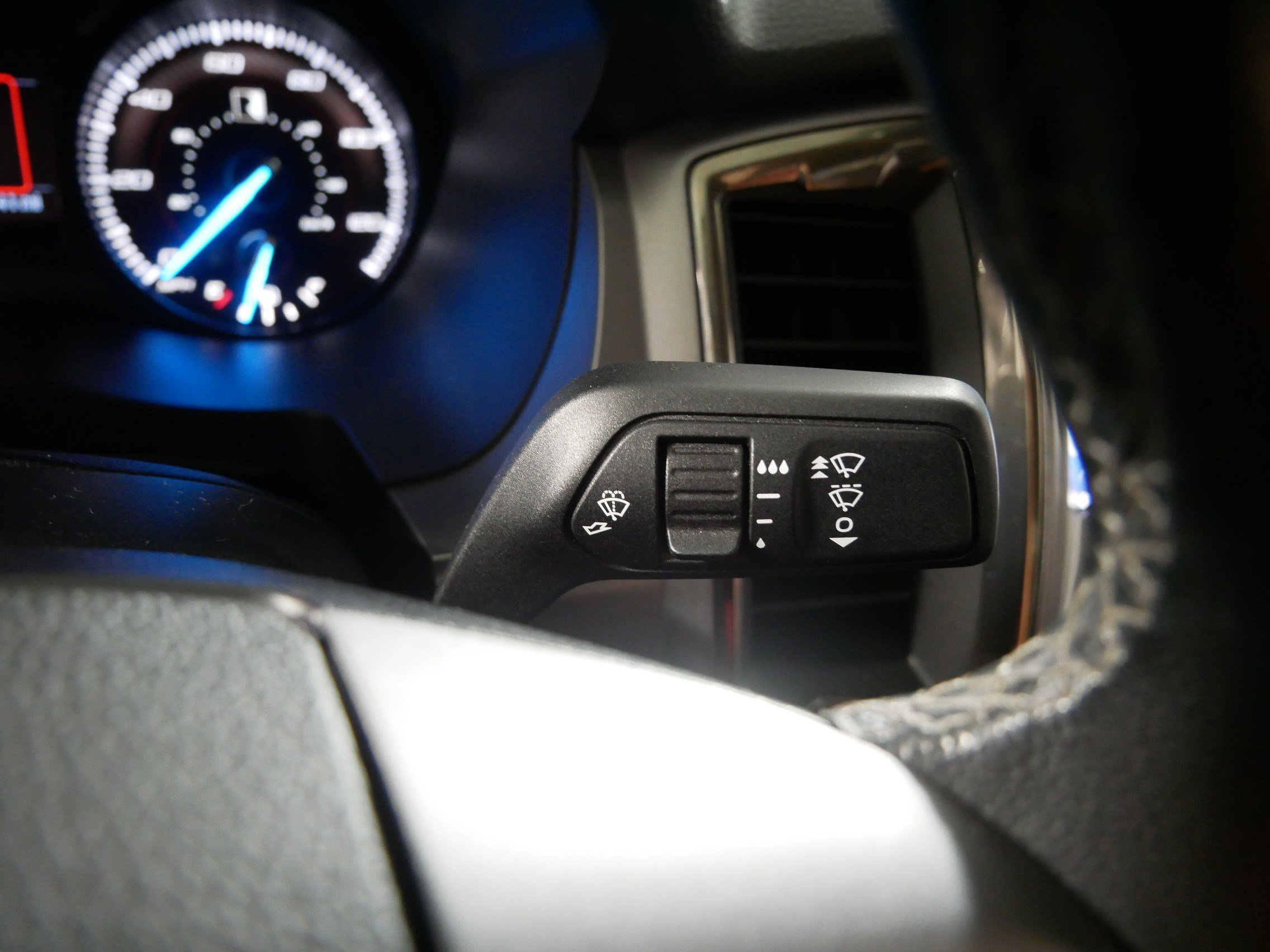 Used 2021 Ford Ranger XLT w/ Equipment Group 302A High AWD/4WD image 32
