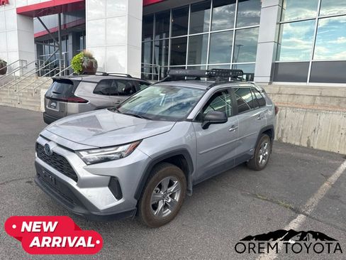 Used 2024 Toyota RAV4 LE AWD/4WD image 12
