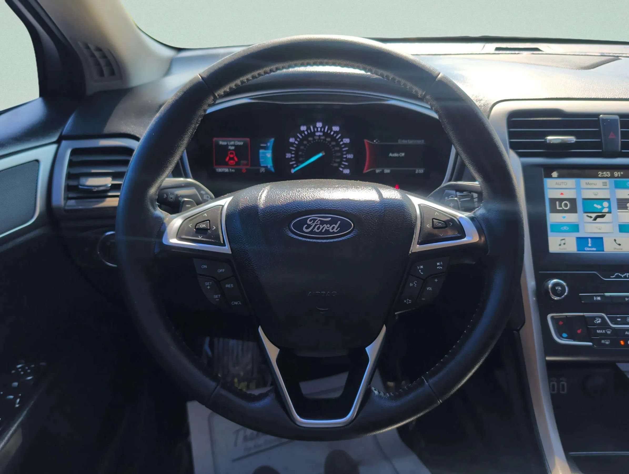 Used 2019 Ford Fusion SEL FWD image 22