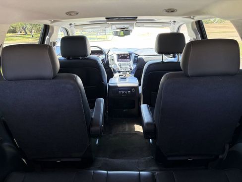 Used 2016 GMC Yukon SLT w/ Open Road Package image 29