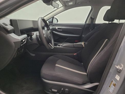 Used 2025 Hyundai Sonata SEL FWD image 17