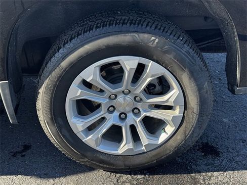 Used 2022 Chevrolet Silverado 1500 LTZ image 11