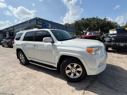 Used 2011 Toyota 4Runner SR5 RWD image 1