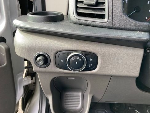 Used 2020 Ford Transit 350 XLT image 17