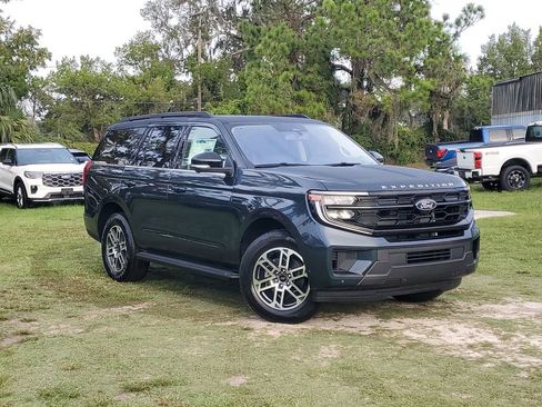 New 2025 Ford Expedition Active image 37