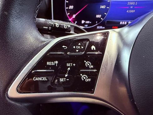 Used 2024 Mercedes-Benz GLC 300 GLC 300 BURMESTER/CARPLAY/PARK image 20