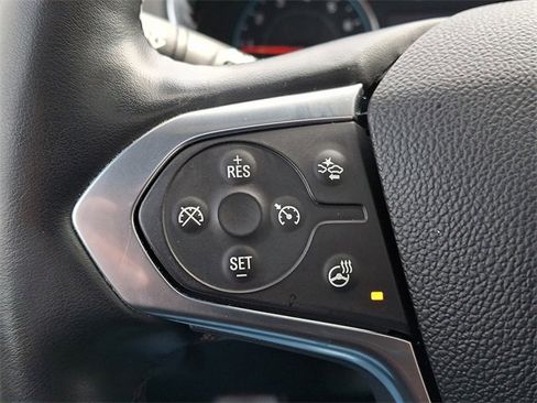 Used 2023 Chevrolet Traverse RS image 23