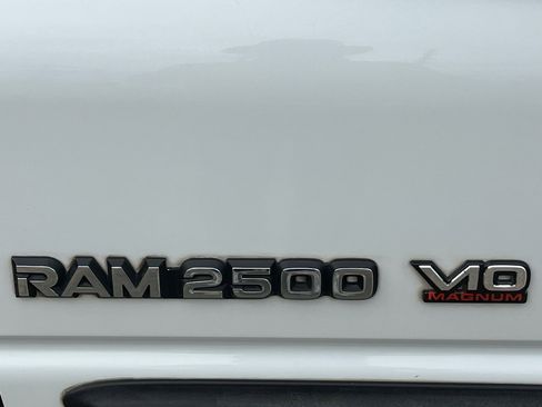Used 1999 Dodge Ram 2500 Truck 2WD Quad Cab image 12
