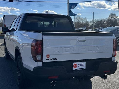 New 2026 Honda Ridgeline Black Edition image 3