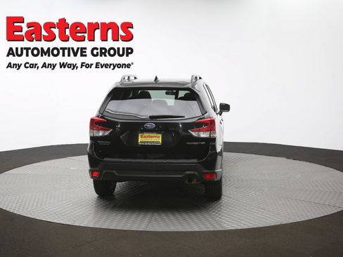 Used 2022 Subaru Forester Premium AWD/4WD image 41