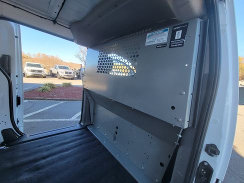 Used 2020 Nissan NV200 SV image 47