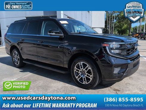 Used 2025 Ford Expedition Max Active AWD/4WD image 1