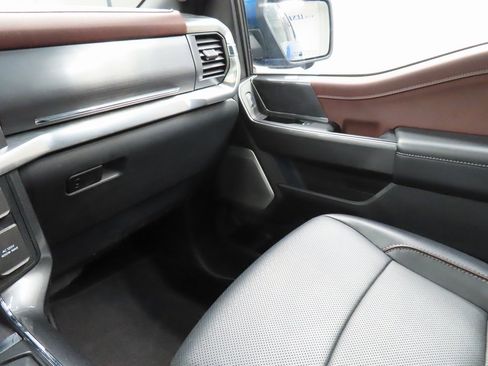 Used 2022 Ford F150 Lariat w/ Equipment Group 502A High image 24