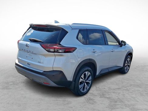 Used 2021 Nissan Rogue SV w/ Premium Package AWD/4WD image 5