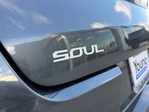 Used 2024 Kia Soul LX w/ Option Group 015 image 12