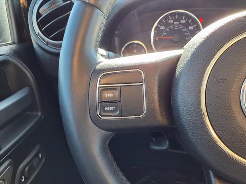 Used 2017 Jeep Wrangler Unlimited Sport w/ Quick Order Package 24S image 11