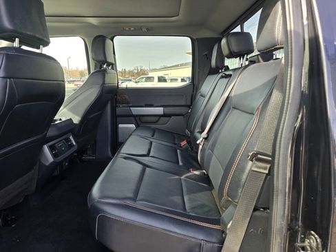 Used 2023 Ford F250 Lariat w/ Chrome Package image 13