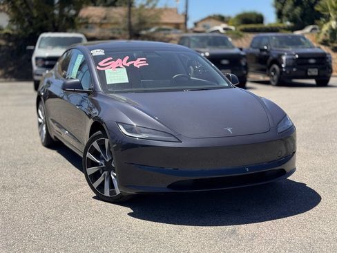 Used 2024 Tesla Model 3 Standard Range RWD image 2
