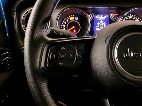 Used 2023 Jeep Wrangler Sport AWD/4WD image 17