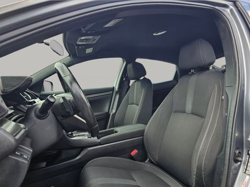 Used 2018 Honda Civic Sport image 20