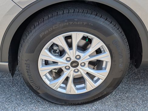 Used 2024 Ford Escape Active w/ Tech Pack #1 AWD/4WD image 13