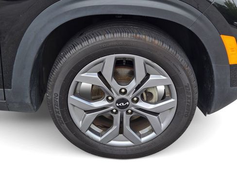 Certified 2024 Kia Seltos S FWD image 7