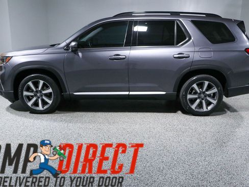 Used 2023 Honda Pilot Elite image 10