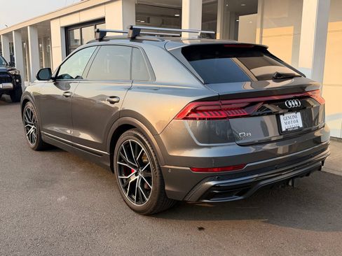 Used 2020 Audi Q8 Prestige w/ Prestige Package AWD/4WD image 3