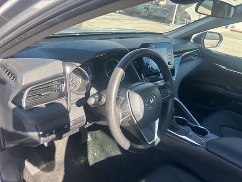 Used 2024 Toyota Camry LE image 5