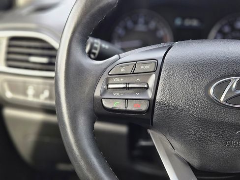 Used 2018 Hyundai Elantra GT w/ Style Package 02 image 23