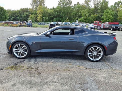 Used 2018 Chevrolet Camaro SS image 7