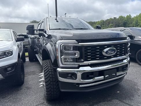 Used 2025 Ford F450 Lariat w/ FX4 Off-Road Package AWD/4WD image 3