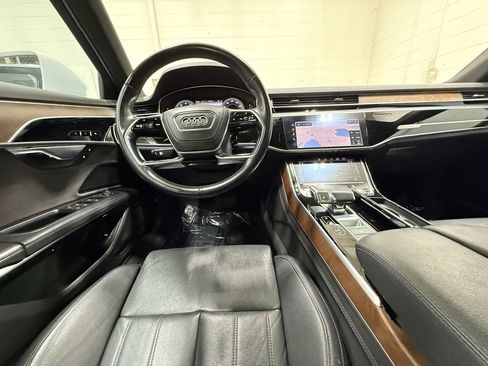 Used 2020 Audi A8 L 4.0T image 28