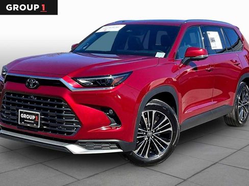 Certified 2025 Toyota Grand Highlander AWD Hybrid image 1