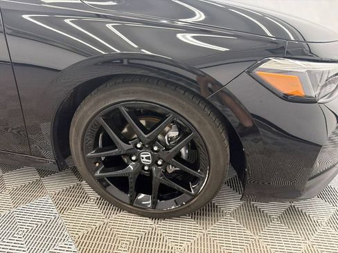 Used 2025 Honda Civic Sport image 12