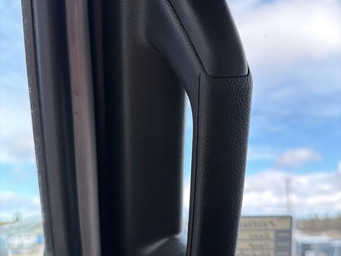 Used 2021 Jeep Gladiator Overland w/ Trailer Tow Package image 54