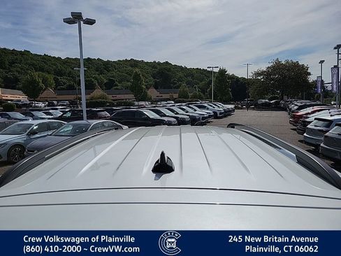 New 2026 Volkswagen Atlas SE image 14